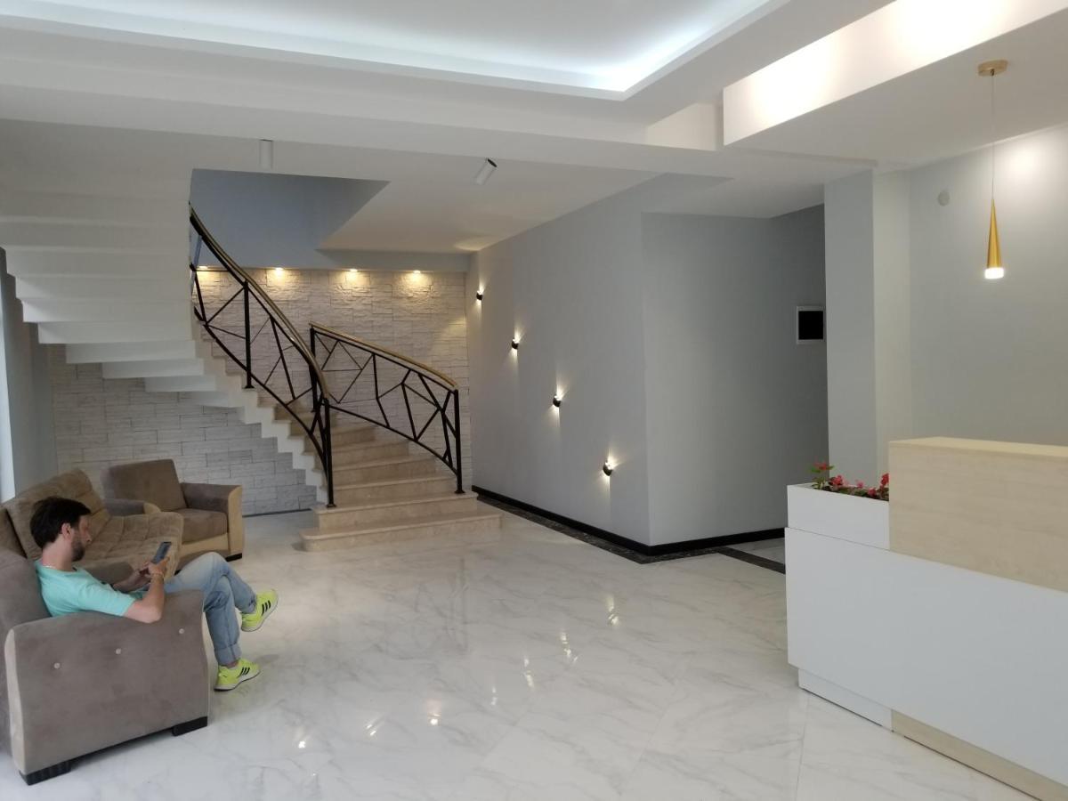 Vita Gardenia Hotel Цакалтубо Екстер'єр фото