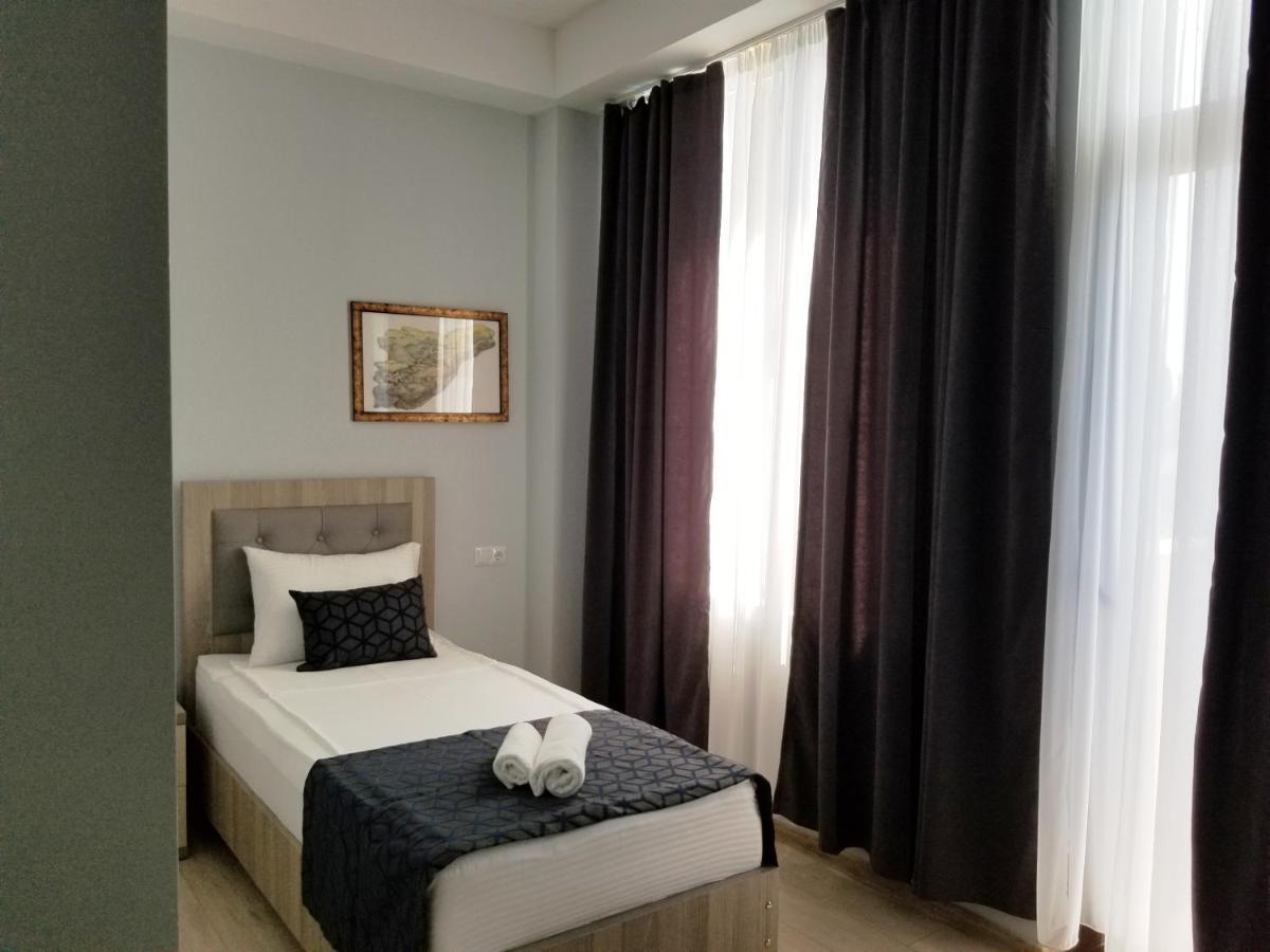 Vita Gardenia Hotel Цакалтубо Екстер'єр фото