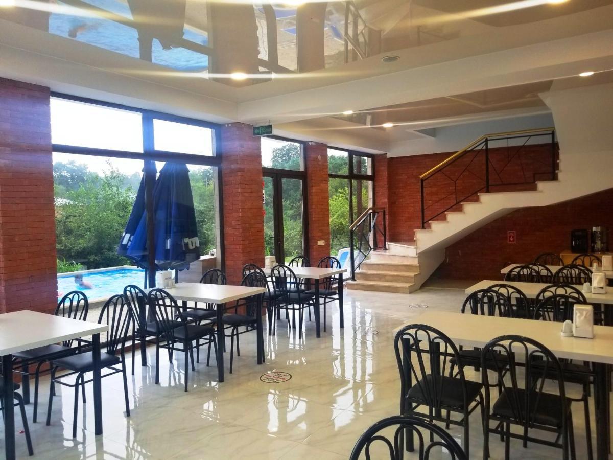 Vita Gardenia Hotel Цакалтубо Екстер'єр фото