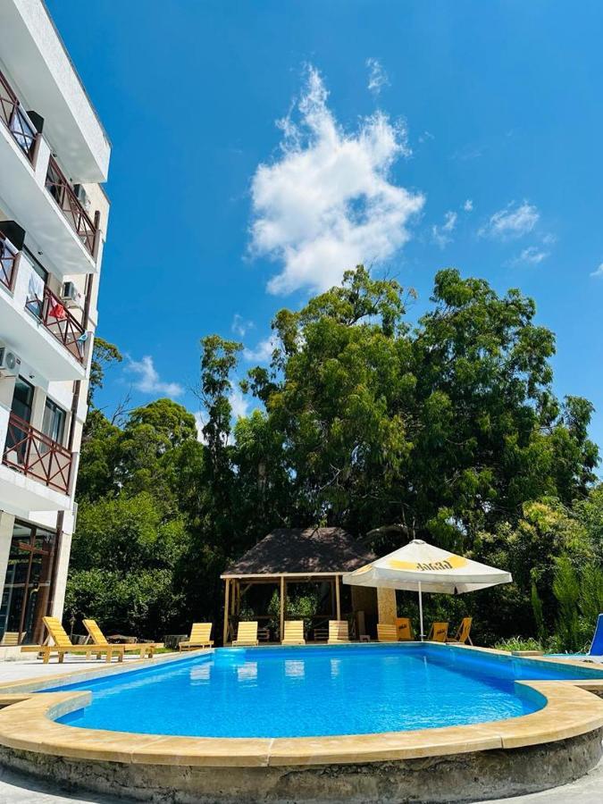 Vita Gardenia Hotel Цакалтубо Екстер'єр фото